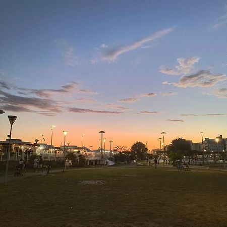 Apartamento com vista para praia do Forte em Cabo Frio Exterior foto